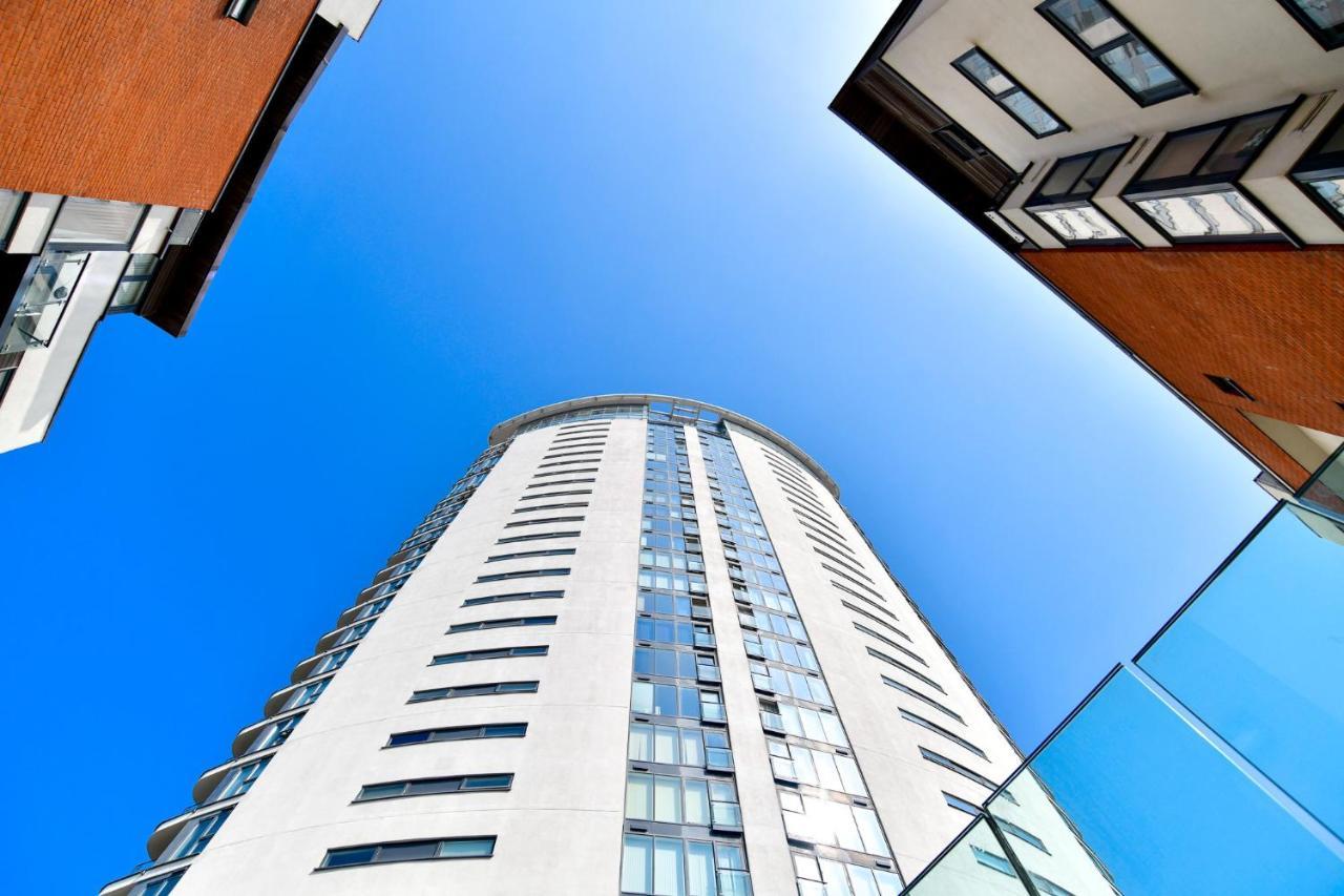 Meridian Quay Apartments, By Jsw Short Stay Свонсі Екстер'єр фото