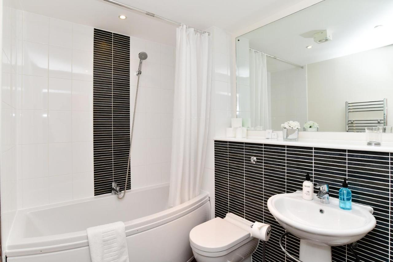 Meridian Quay Apartments, By Jsw Short Stay Свонсі Екстер'єр фото