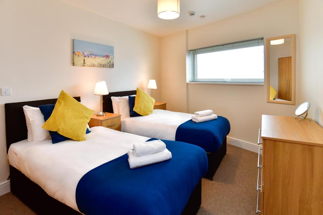 Meridian Quay Apartments, By Jsw Short Stay Свонсі Екстер'єр фото